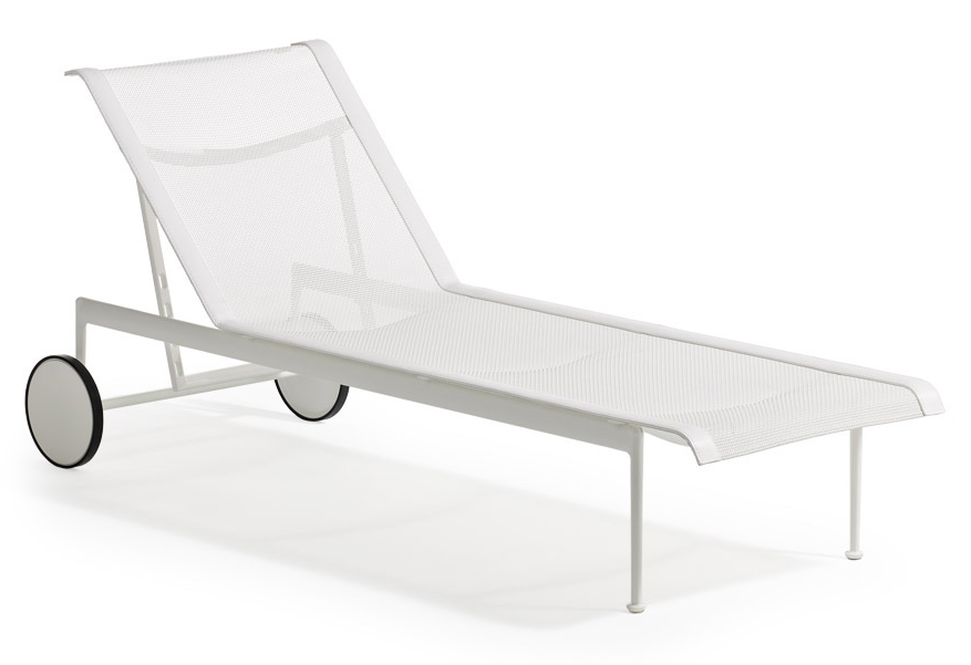 Richard Schultz 1966 Liege von Knoll International, weiße Outdoor Sonnenliege mit Rollen und verstellbarer Rückenlehne.