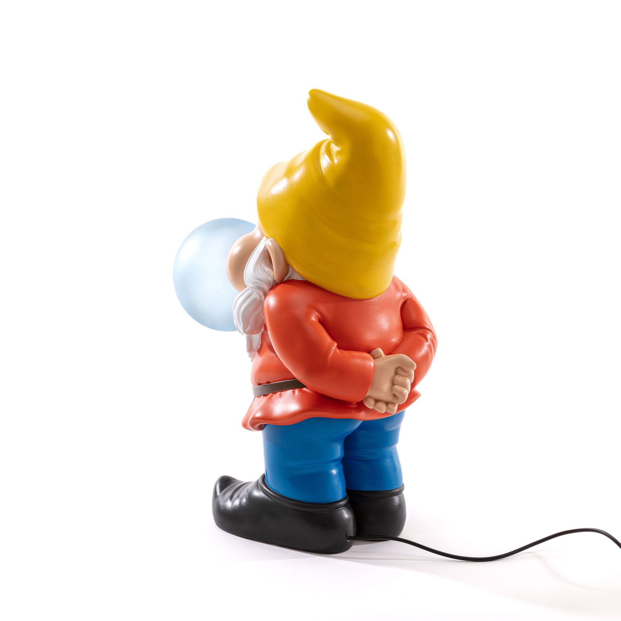 Rückansicht der Seletti Gummy Lampe, die einen Gartenzwerg mit Kaugummi zeigt. Dekorative Leuchte.