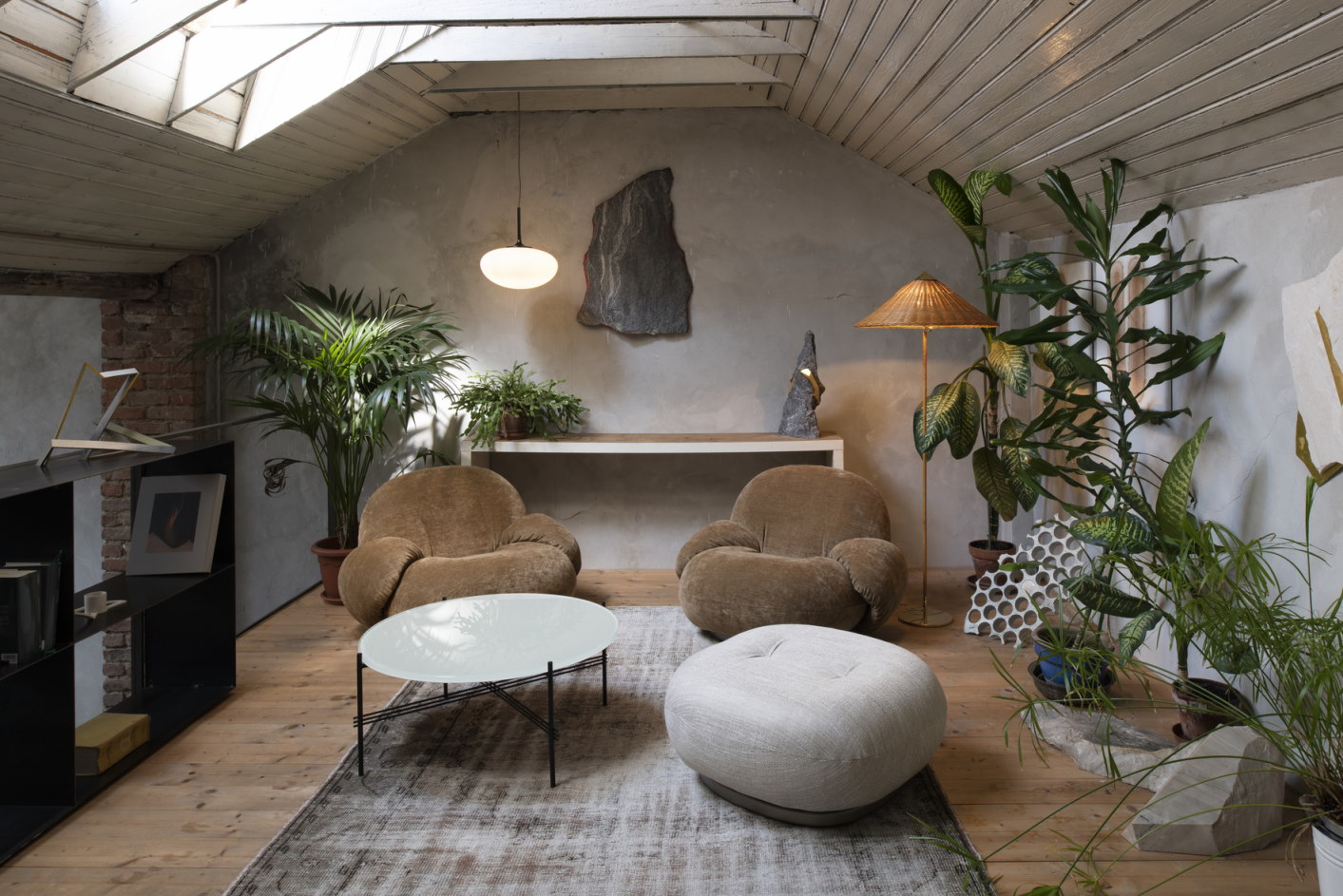 9602 Staande lamp Gubi