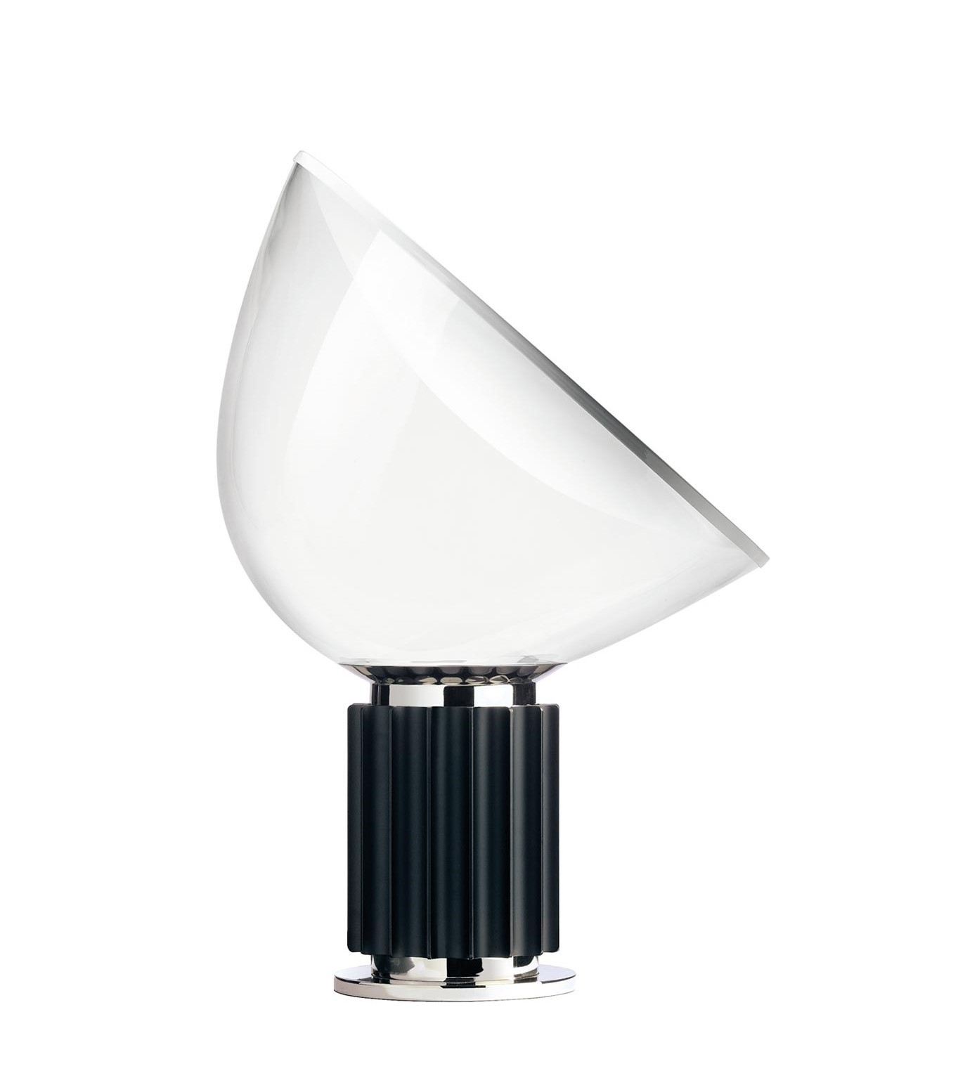 Taccia Tischleuchte von Flos in Schwarz mit Glasdiffusor und geriffeltem Sockel.