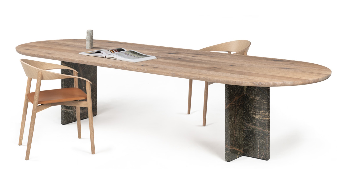 BC17 T-Rox ovale eettafel Janua 