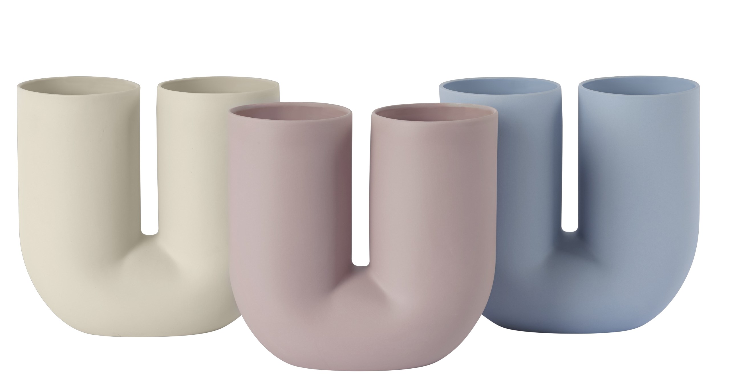 Drei Kink Vasen von Muuto in Beige, Rosa und Blau, moderne Design Vasen.