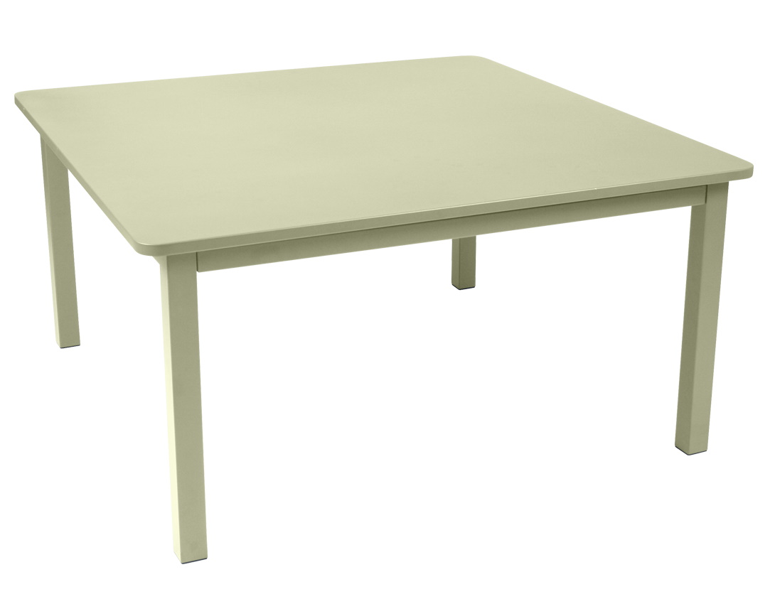 Quadratischer, beiger Craft Tisch von Fermob für den Außenbereich, ideal für Garten, Terrasse und Balkon.