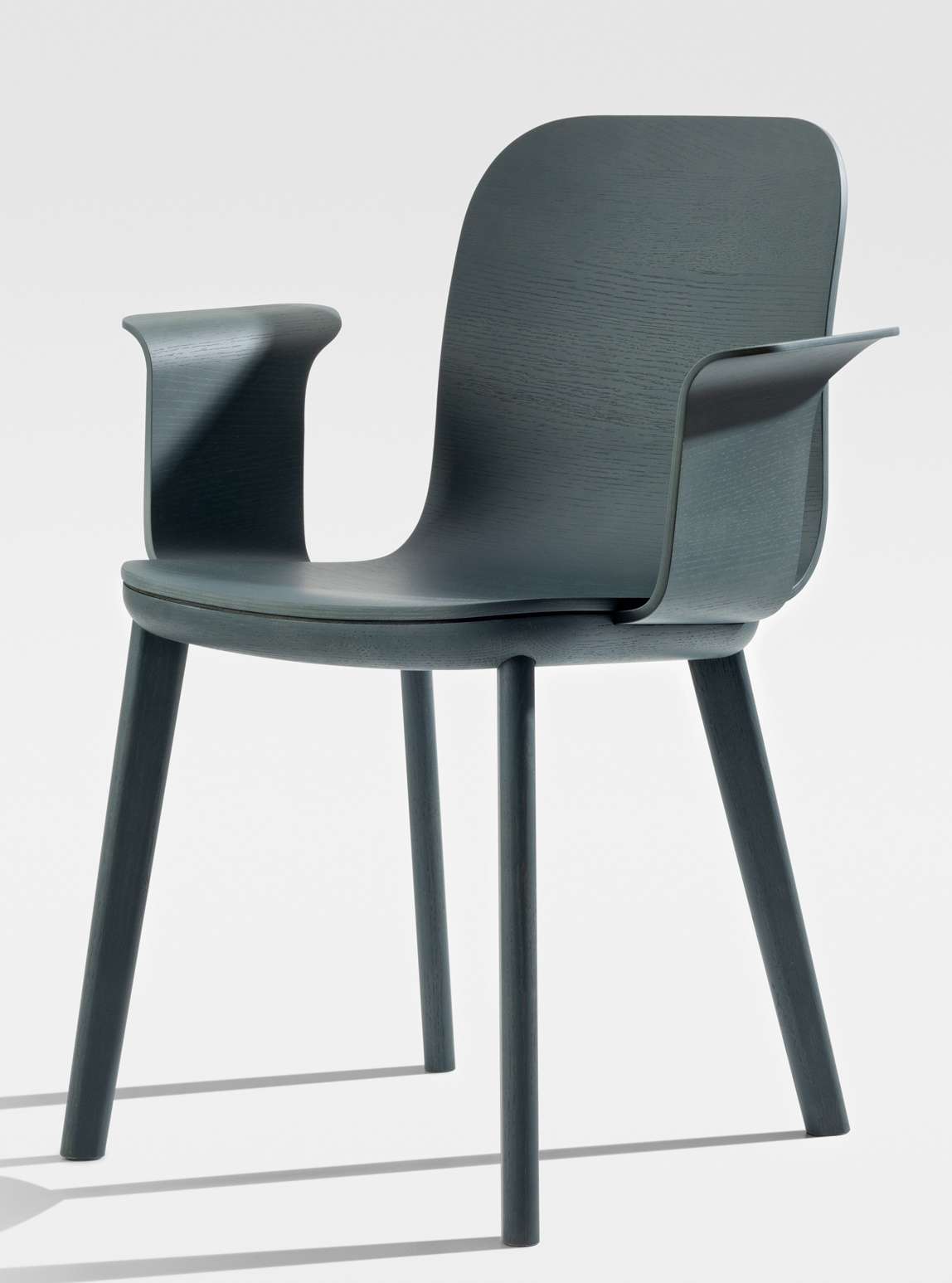 Aeon Comfort Chair Armlehnstuhl Zeitraum, moderner Holzstuhl in Grau mit Armlehnen für Esszimmer und Büro.