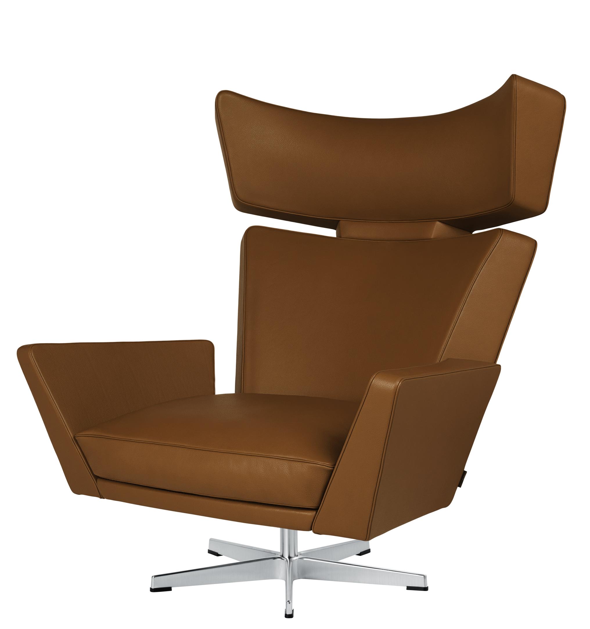 Oksen Sessel von Fritz Hansen, brauner Ledersessel mit hoher Rückenlehne und Drehfuß aus Metall.