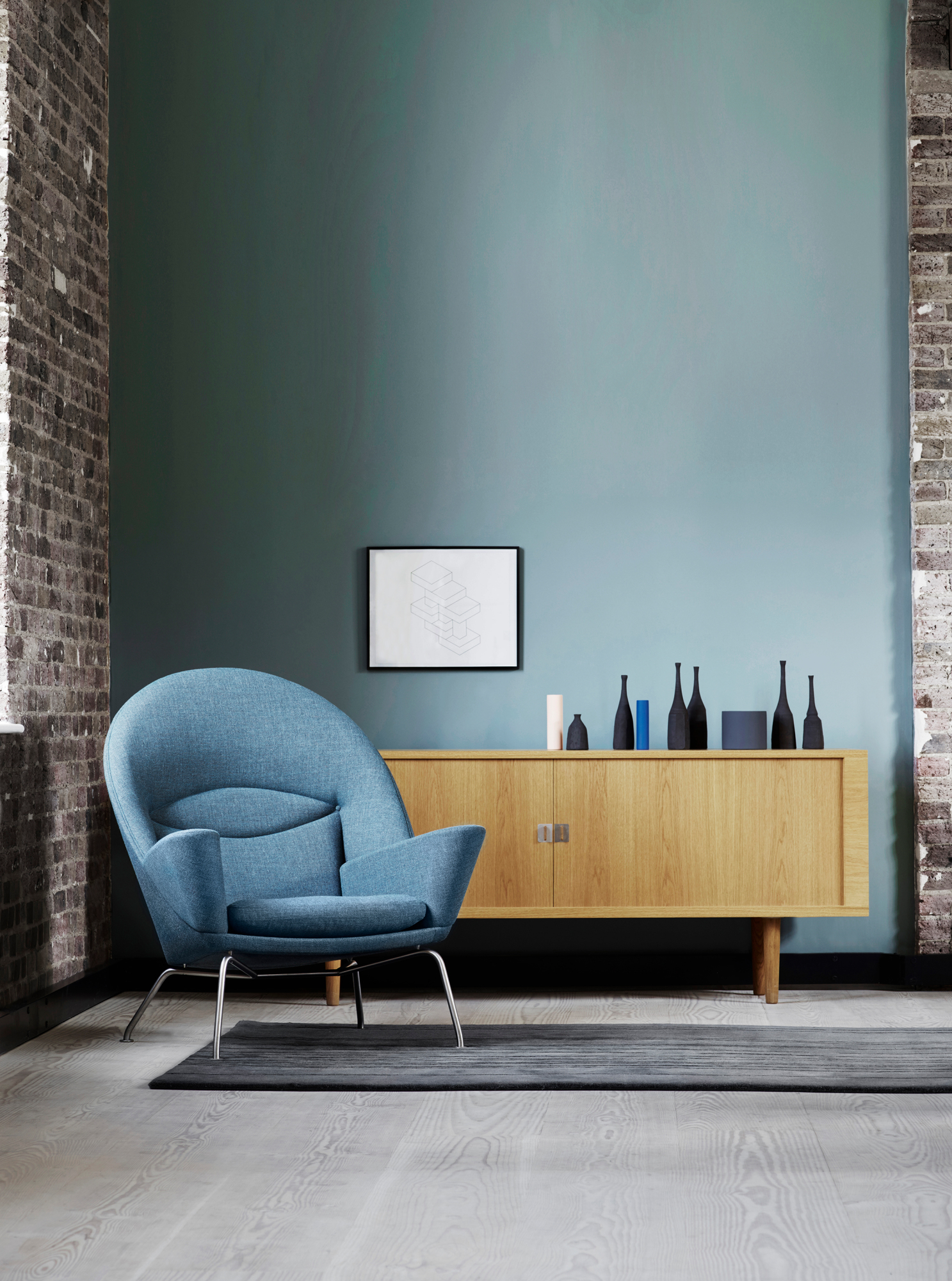 CH825 Credenza Sideboard von Carl Hansen & Søn aus geölter Eiche mit Massivholzgestell.