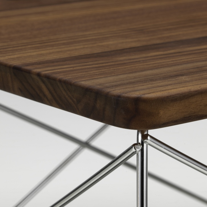 Bijzettafel LTR, donker notenhout, Vitra 