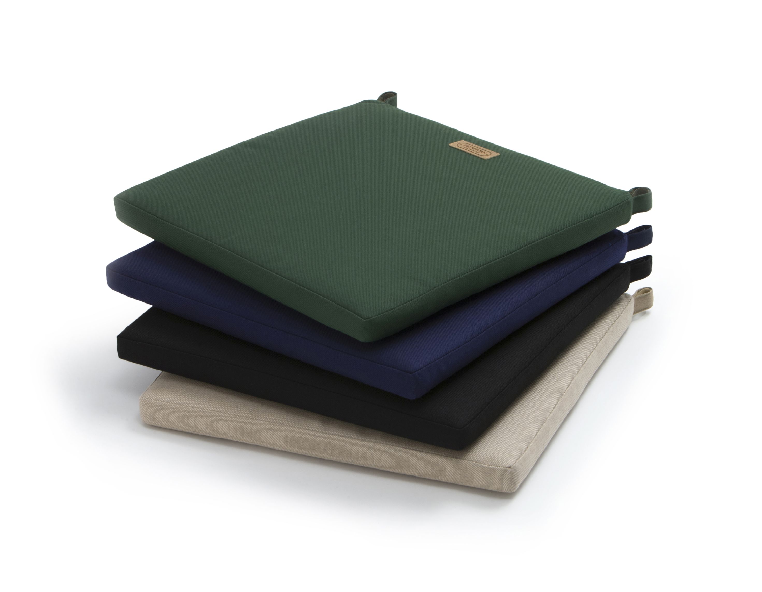 Stapel Grythyttan Sitzkissen für Armlehnstuhl A2 in Grün, Blau, Schwarz und Beige.
