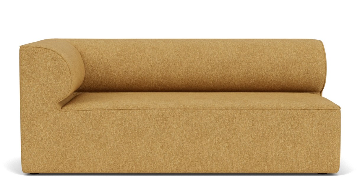 Eave Modular Sofa von Audo Copenhagen, gelbes Ecksofa mit abgerundeter Armlehne, modernes Wohnzimmermöbel.