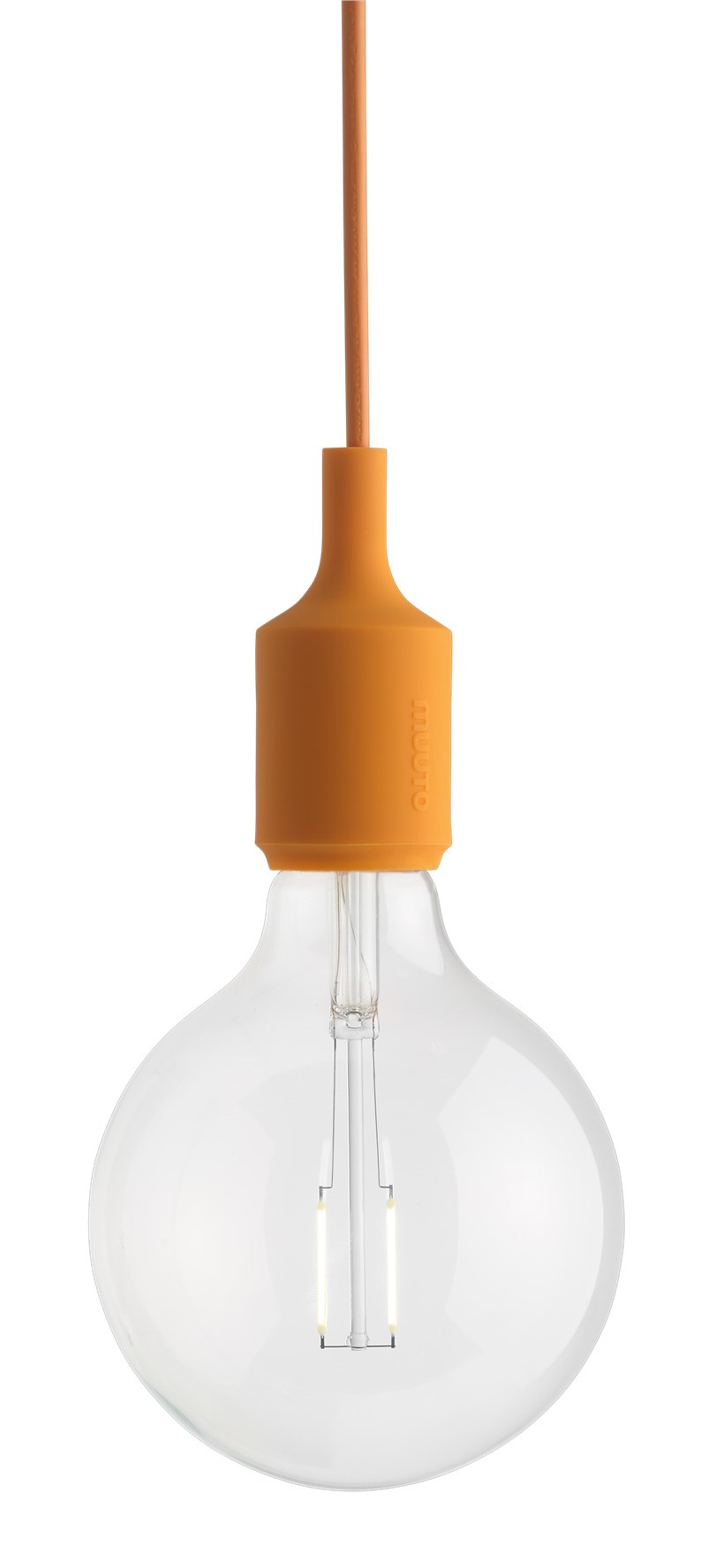 Muuto E27 Pendelleuchte in Orange mit Glühbirne und Kabel. Moderne Hängelampe für Wohnräume.