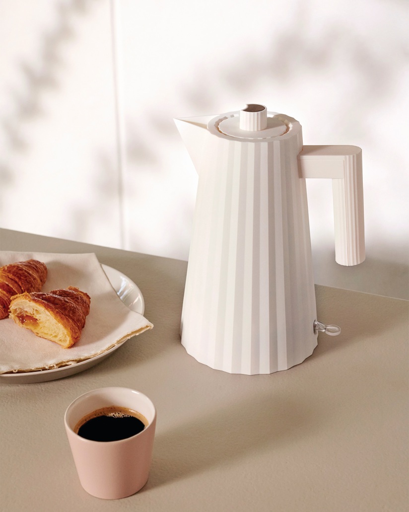 Plisse / Plissé-set MDL06 waterkoker 1,7 l + MDL08 broodrooster van Alessi