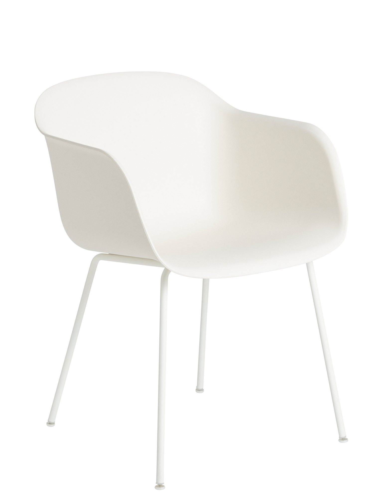 Weißer Fiber Armchair von Muuto mit Armlehnen und filigranem Stahlrohrgestell, ideal für modernes Wohnen.