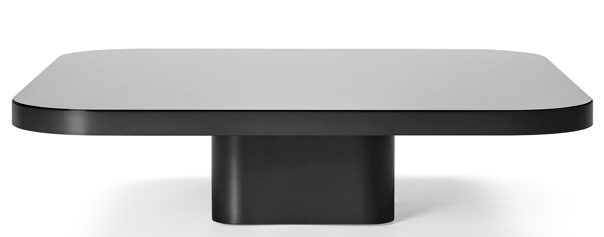 ClassiCon Bow Coffee Table No. 5 mit quadratischer, grauer Tischplatte und schwarzem Untergestell.