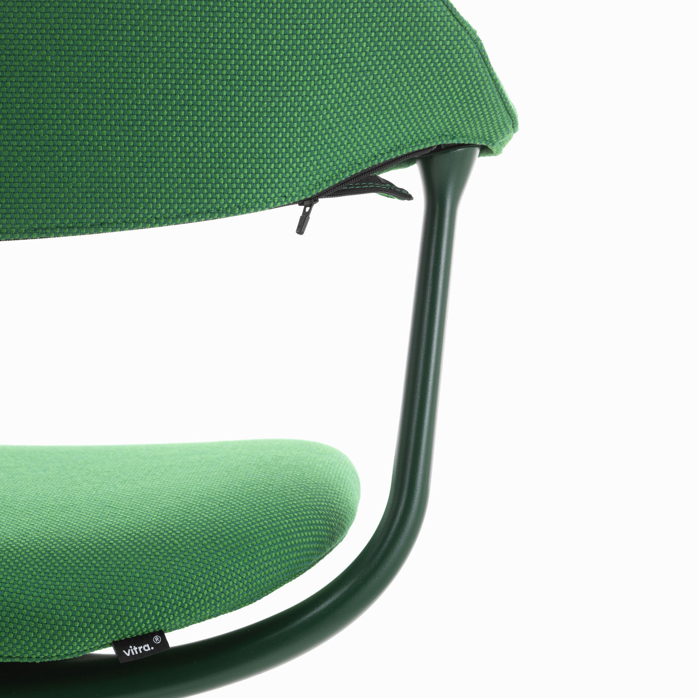 Grüne Mynt Polsterung für Vitra Bürostuhl, Detailaufnahme von Rückenlehne und Sitzfläche, Stoffbezug.