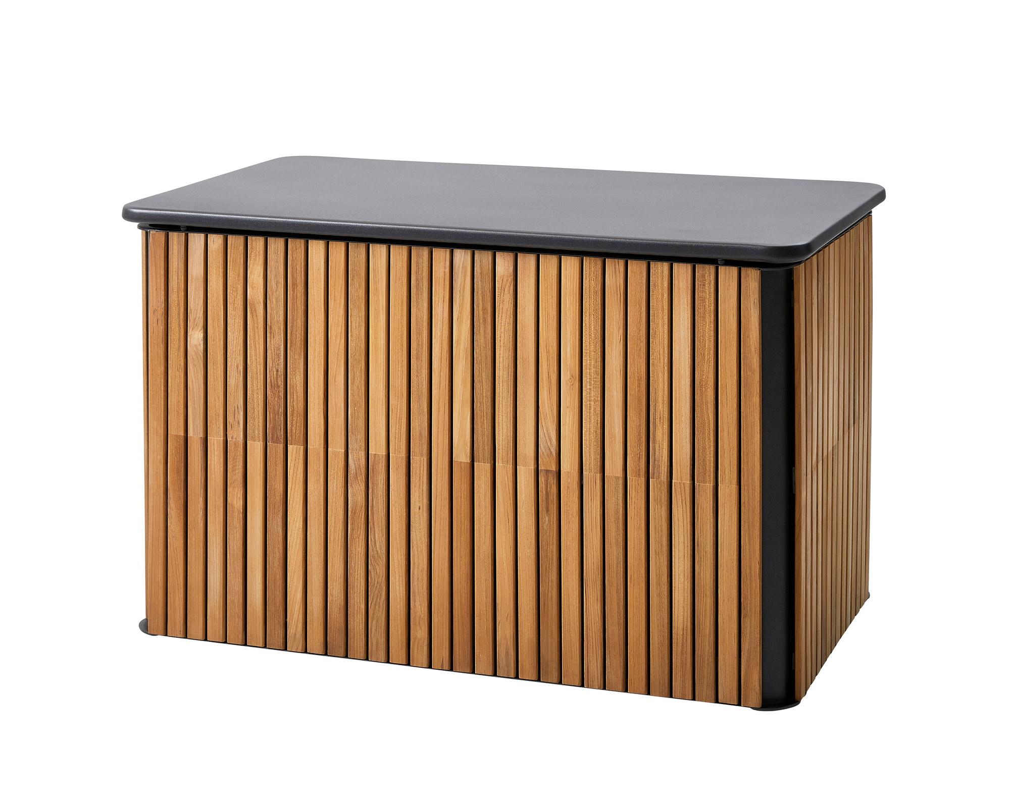 Combine Kissentruhe von Cane-Line: Kleine, rechteckige Aufbewahrungsbox aus Teakholz mit grauer Deckelplatte für Gartenmöbel.