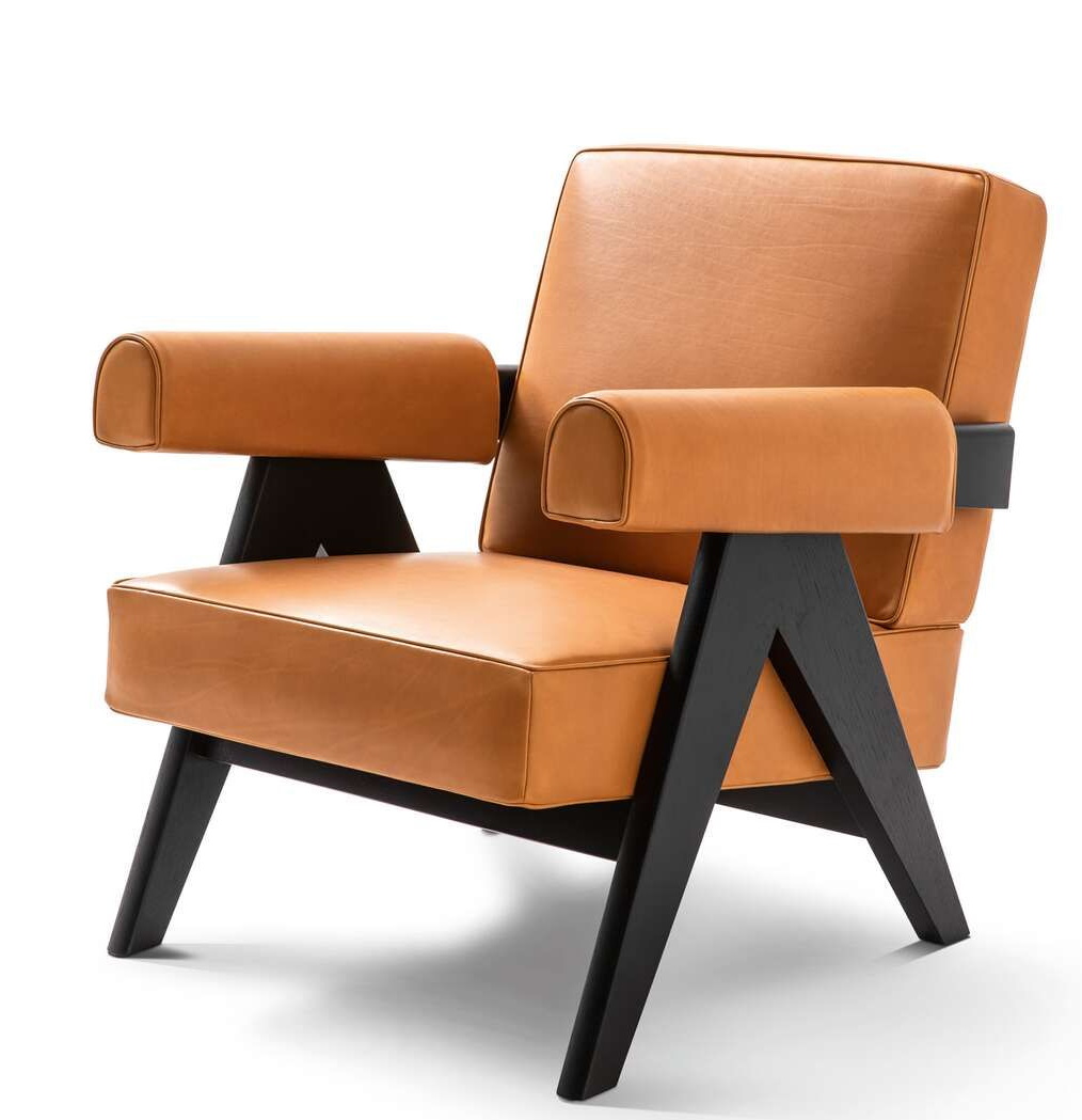 053 Capitol Complex Armchair Sessel Cassina mit braunem Leder und schwarzem Holzgestell.