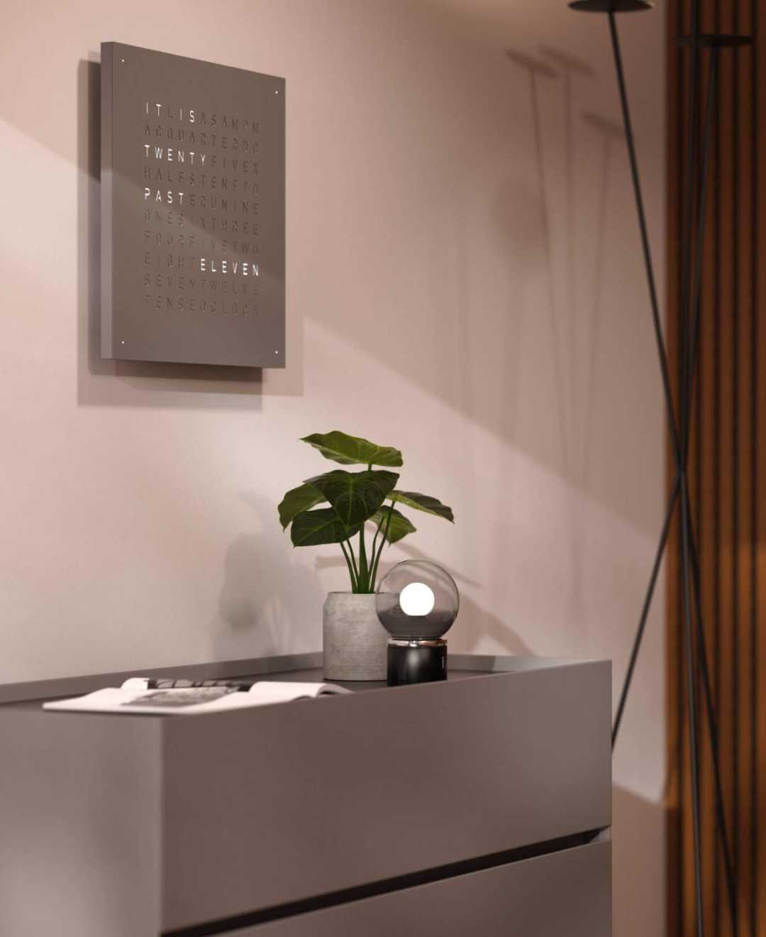 Earth 45 Steel Series Wandklok / Tijdsobject Duits QLOCKTWO