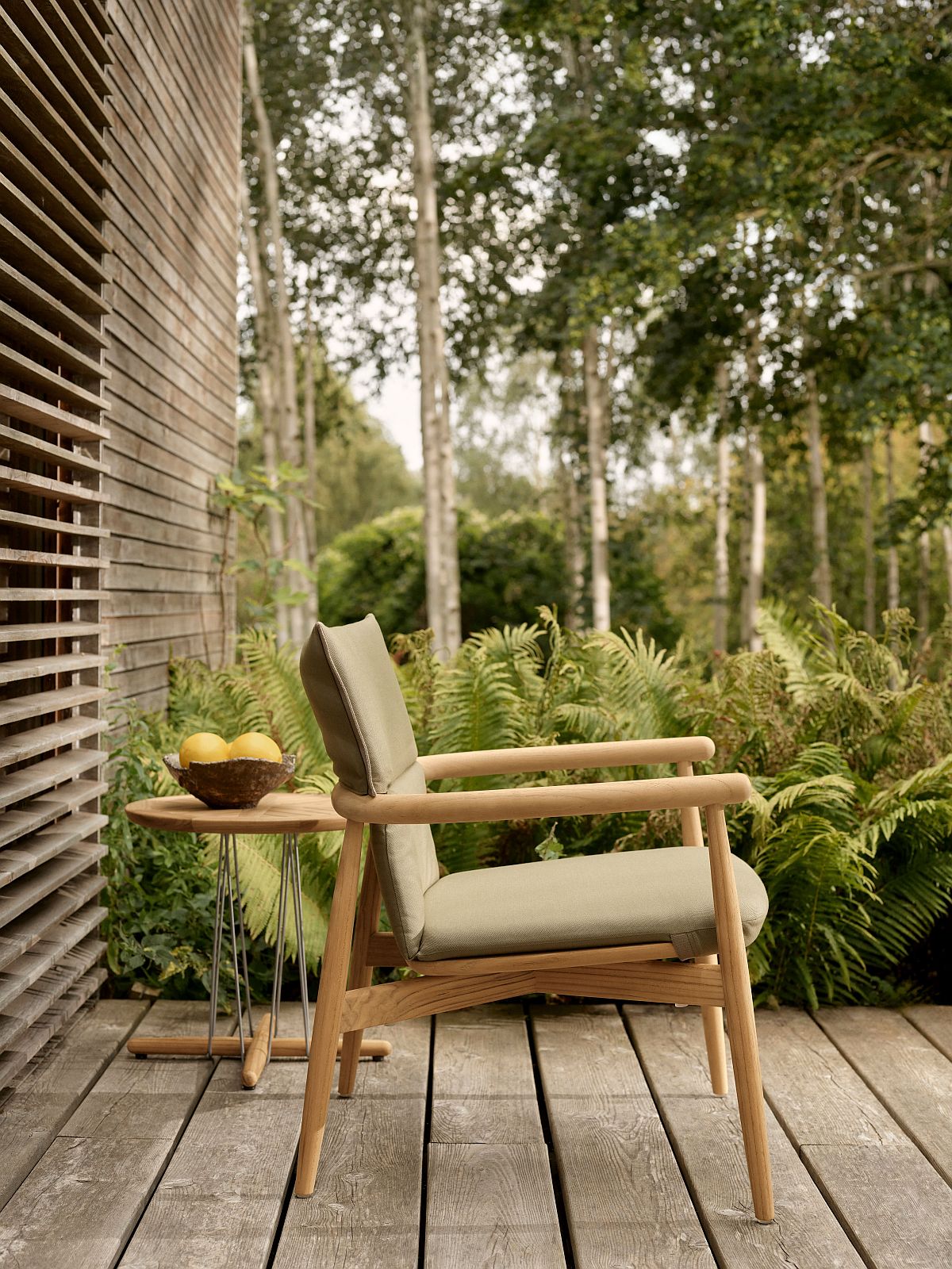 Embrace Outdoor Lounge Chair stoel met kussens van Carl Hansen & Søn