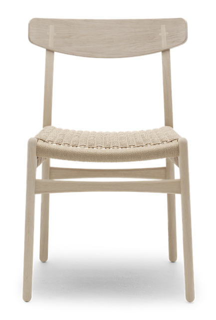 CH23 Stuhl von Carl Hansen & Søn, Holzstuhl mit geflochtener Sitzfläche, skandinavisches Design.