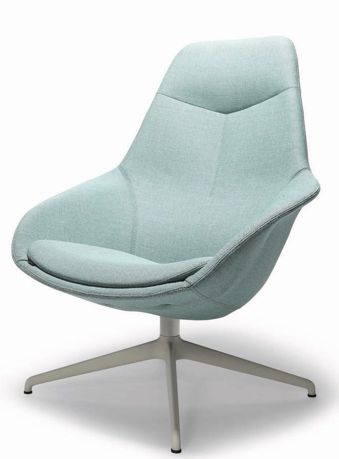 Yonda Loungesessel von Wilkhahn, moderner Sessel mit mintfarbenem Stoffbezug und Drehfuß für Wohnzimmer.