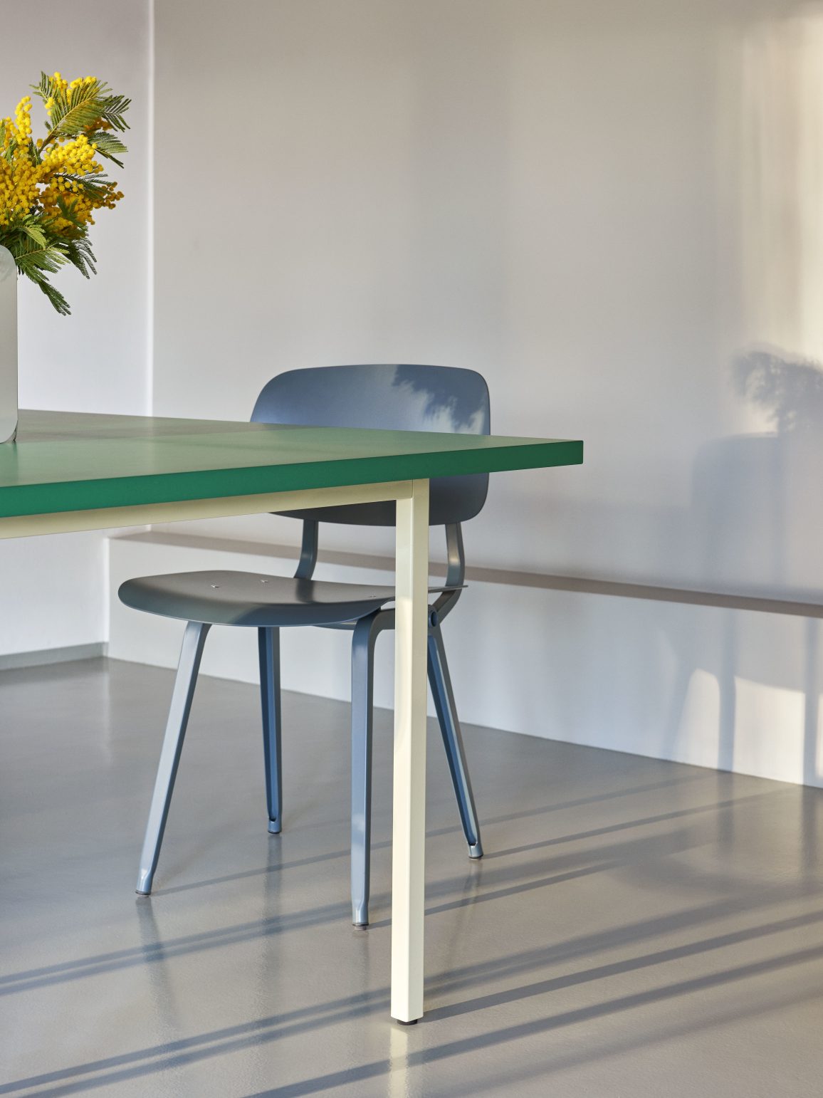 Tafel in twee kleuren, lengte 240 cm, Hay   