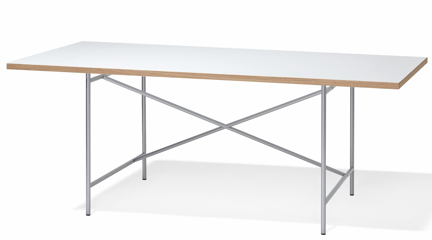 Eiermann Tisch mit weißer Tischplatte und verchromtem Stahlgestell von Richard Lampert, modernes Design.