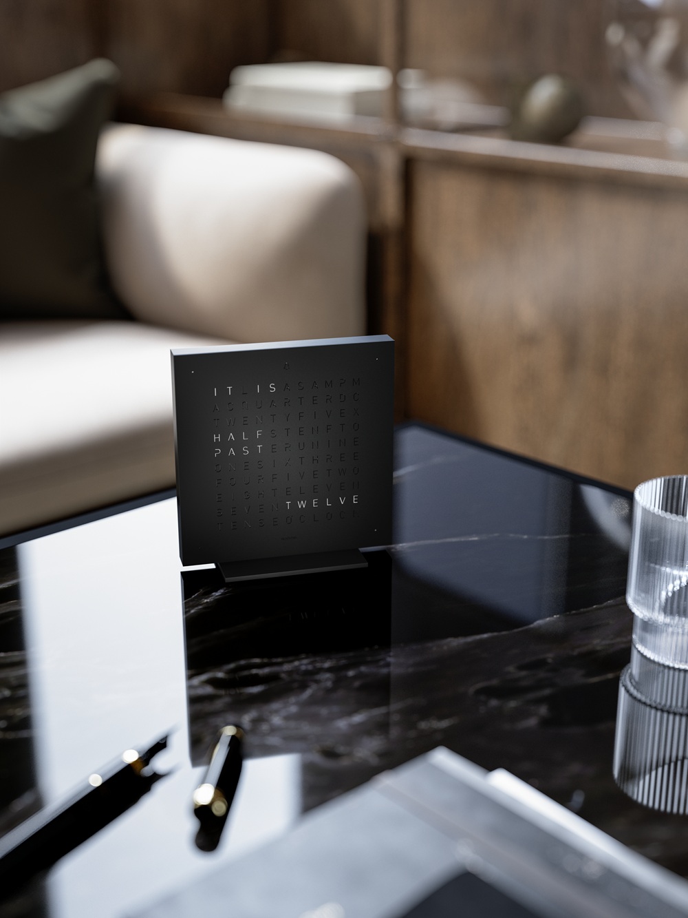 Earth 13.5 Creator's Edition Tafelklok / Uurwerk Duits QLOCKTWO