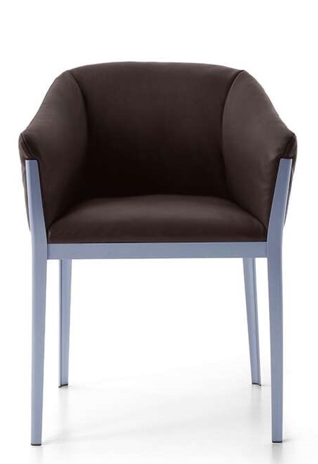 Brauner 140 Cotone Stuhl von Cassina mit hellblauem Gestell, moderner Sessel für Wohnzimmer.