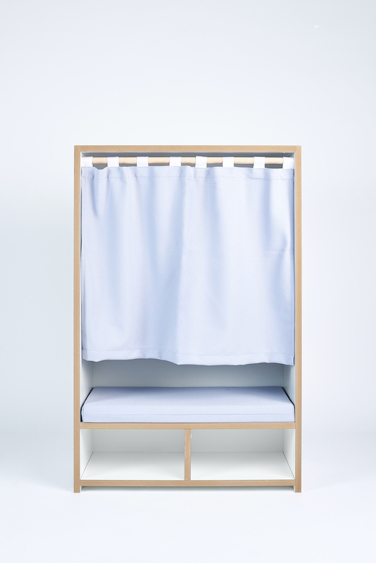 Tojo Kids Nische: Kinderzimmer Lesebox mit Vorhang und Sitzkissen, Stauraum für Bücher und Spielzeug.