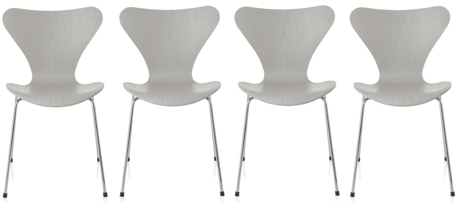 Vier graue Siebener Stühle von Fritz Hansen aus Esche mit Chromgestell. Designklassiker.
