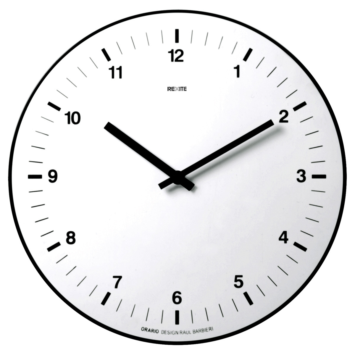 Orario Wanduhr von Rexite: Runde, minimalistische Design-Uhr aus Edelstahl, ohne Ziffern, mit schwarzen Zeigern.
