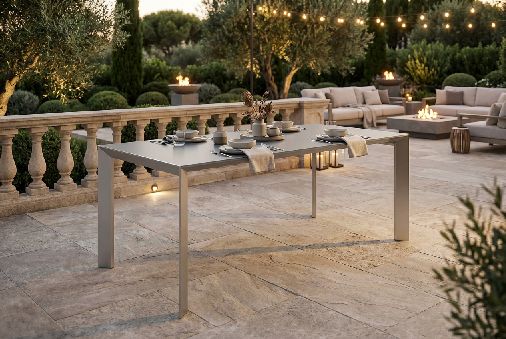 Nori-tafel / Eettafel voor buiten van KRISTALIA