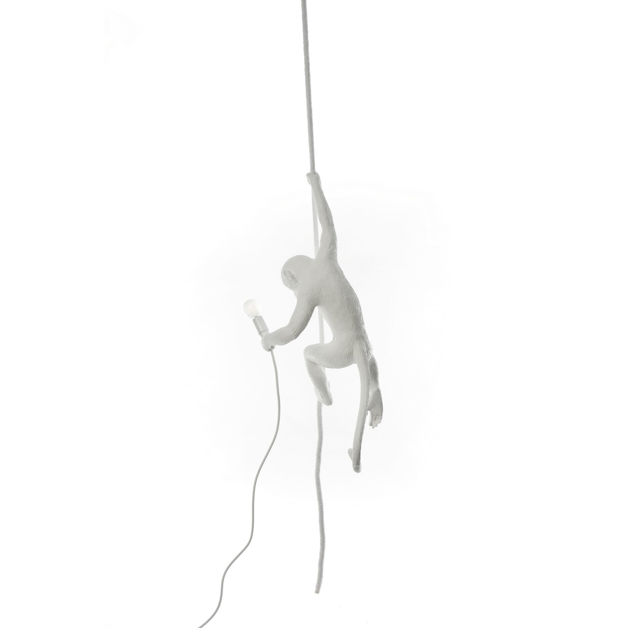Weiße Monkey Lamp Pendelleuchte von Seletti: Affe klettert an einem Seil mit Glühbirne.