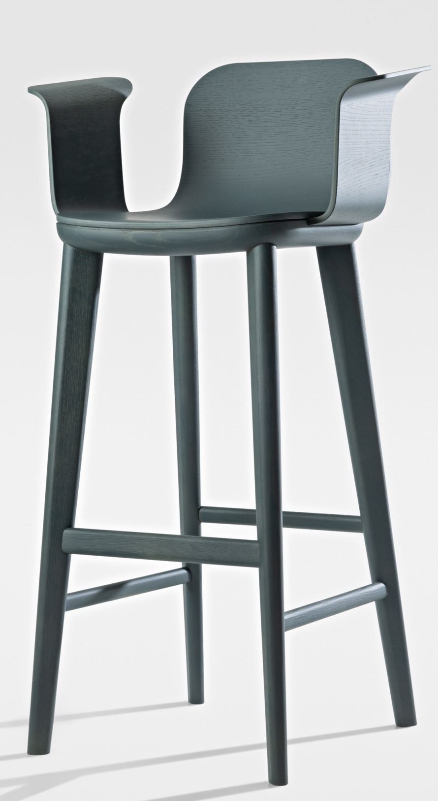 Aeon Comfort Barstool Barhocker mit Armlehnen aus Holz, graublau lackiert, moderne Sitzmöbel für die Bar.