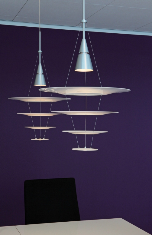 Enigma 425/545 hanglamp van Louis Poulsen