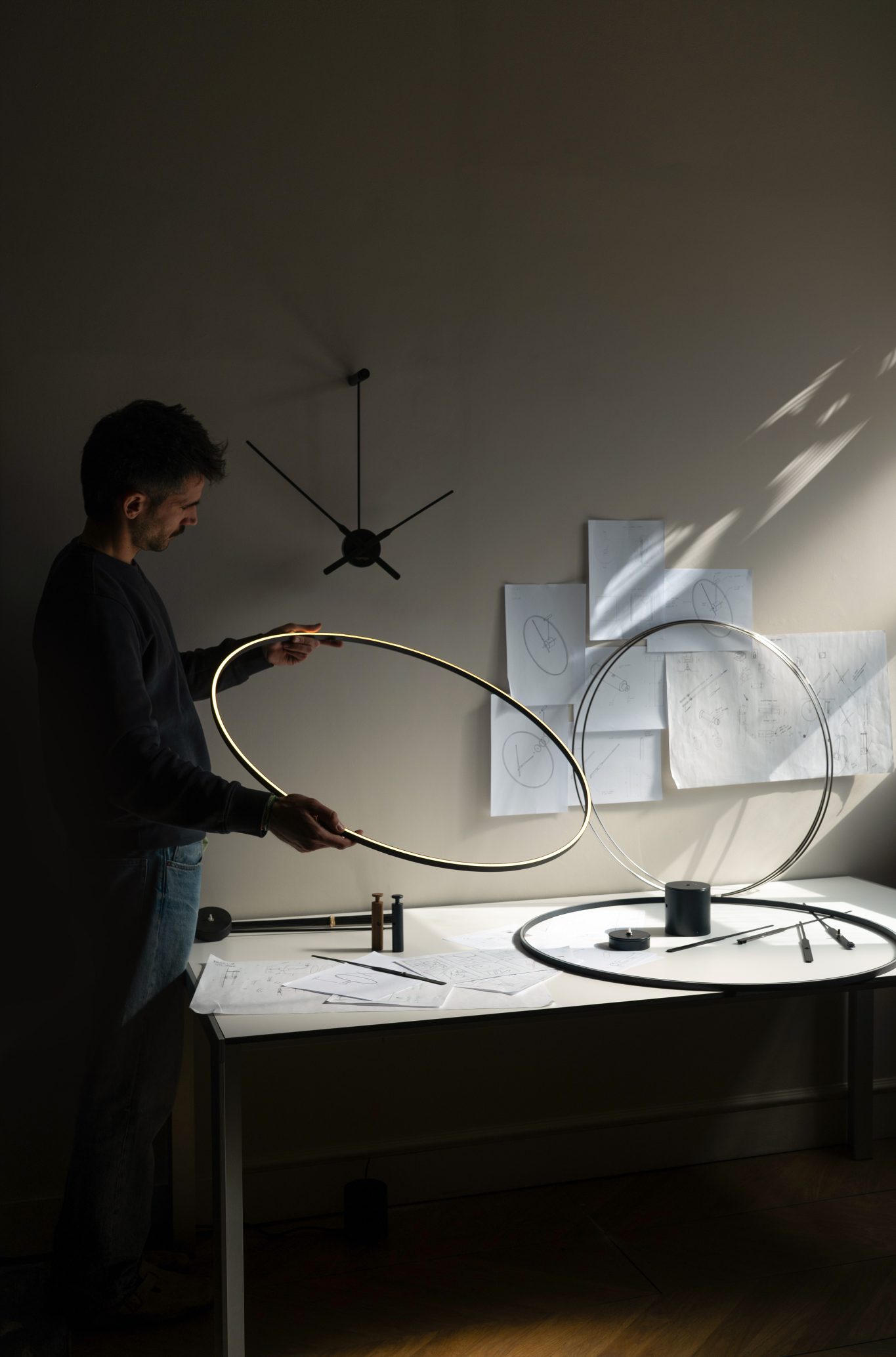 Ombra Clock wandklok van nomon