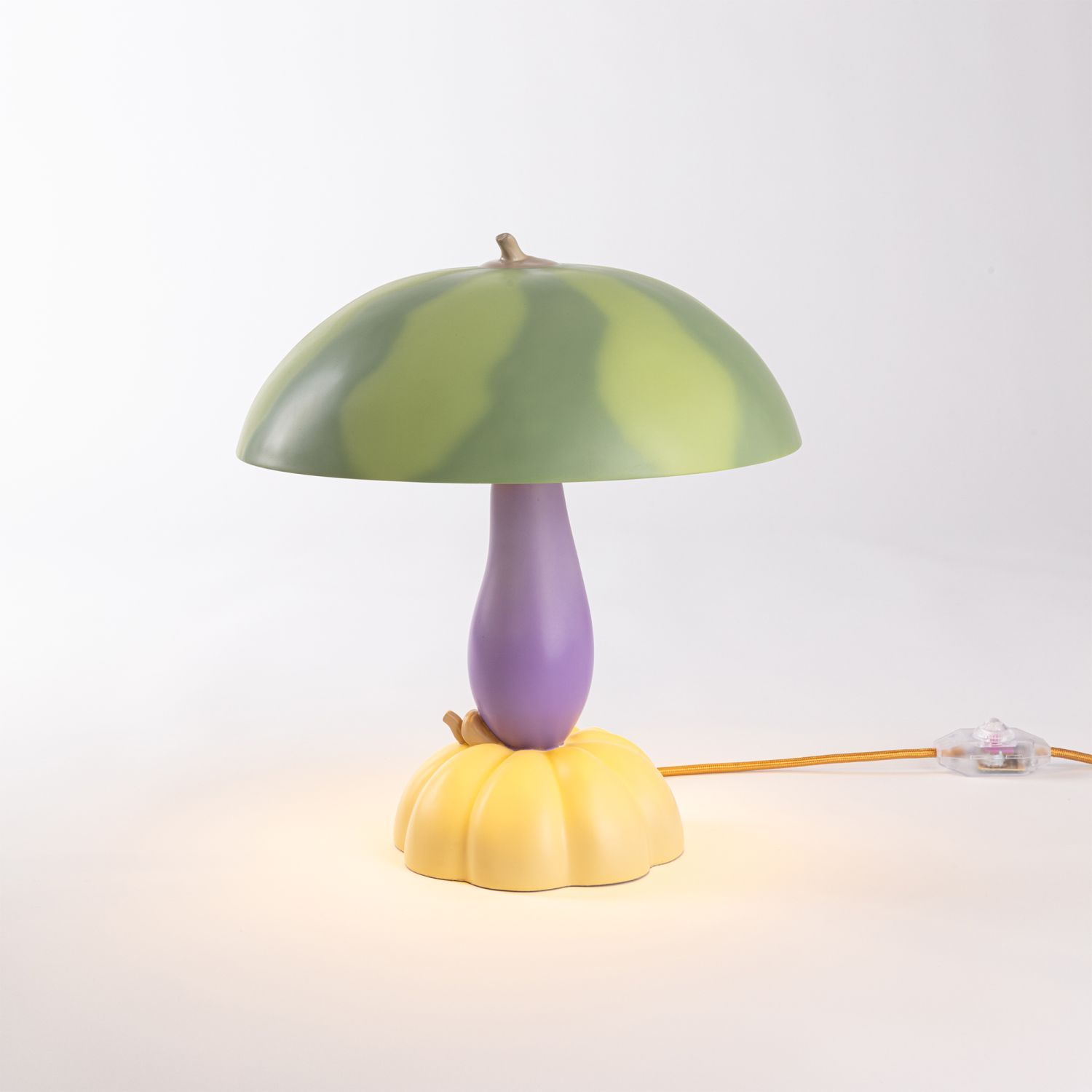 Seletti Vitamin Table Lampe Wassermelone: Bunte Tischleuchte in Form einer Wassermelone, originelles Design.