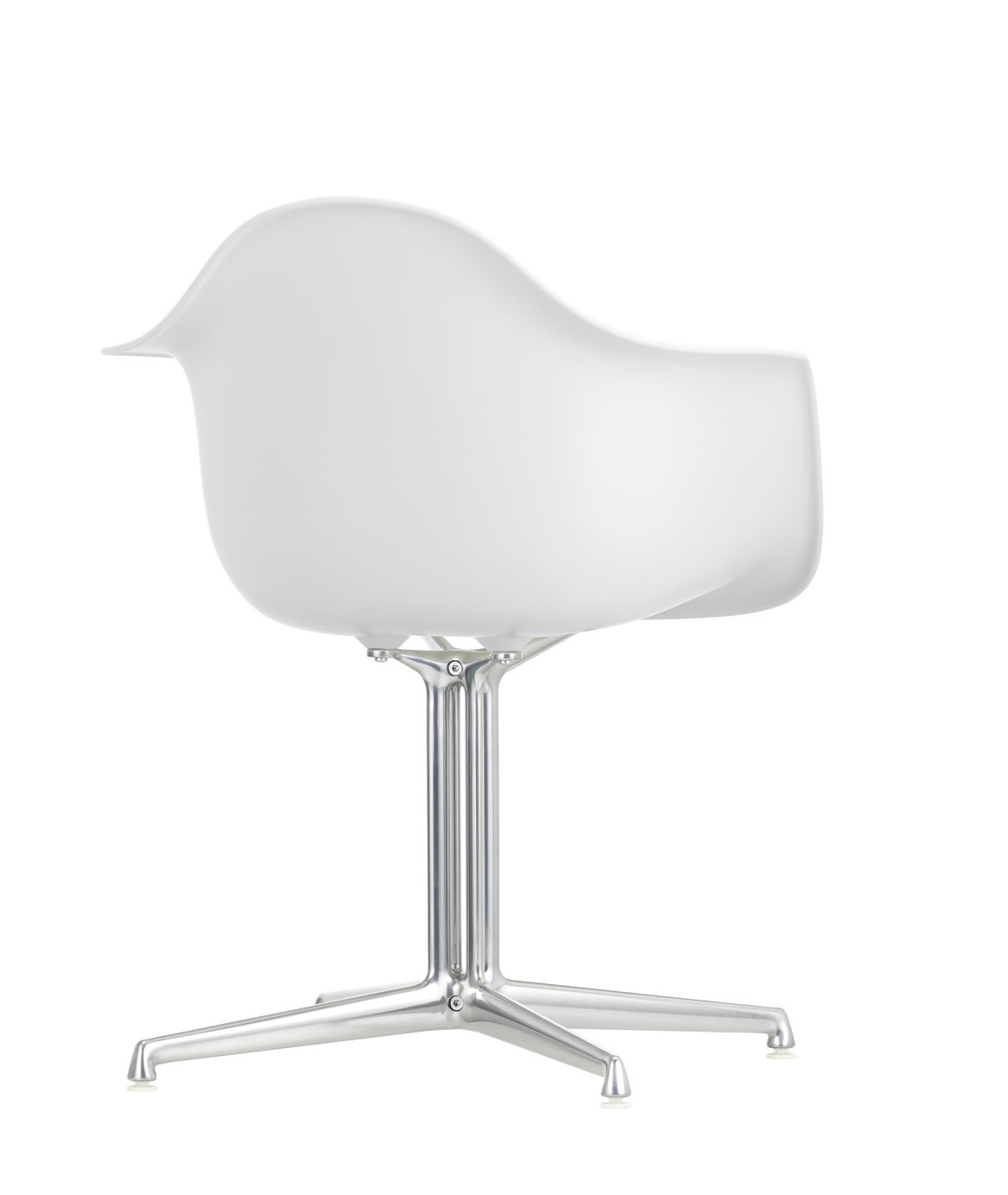 Weißer Eames Plastic Arm Chair DAL von Vitra mit Sitzpolster und verchromtem Vierfuß-Untergestell.