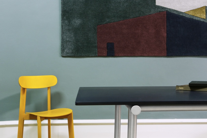 Gelber Bondi Chair Stuhl von Please wait to be seated, Esche lackiert, modernes Design.