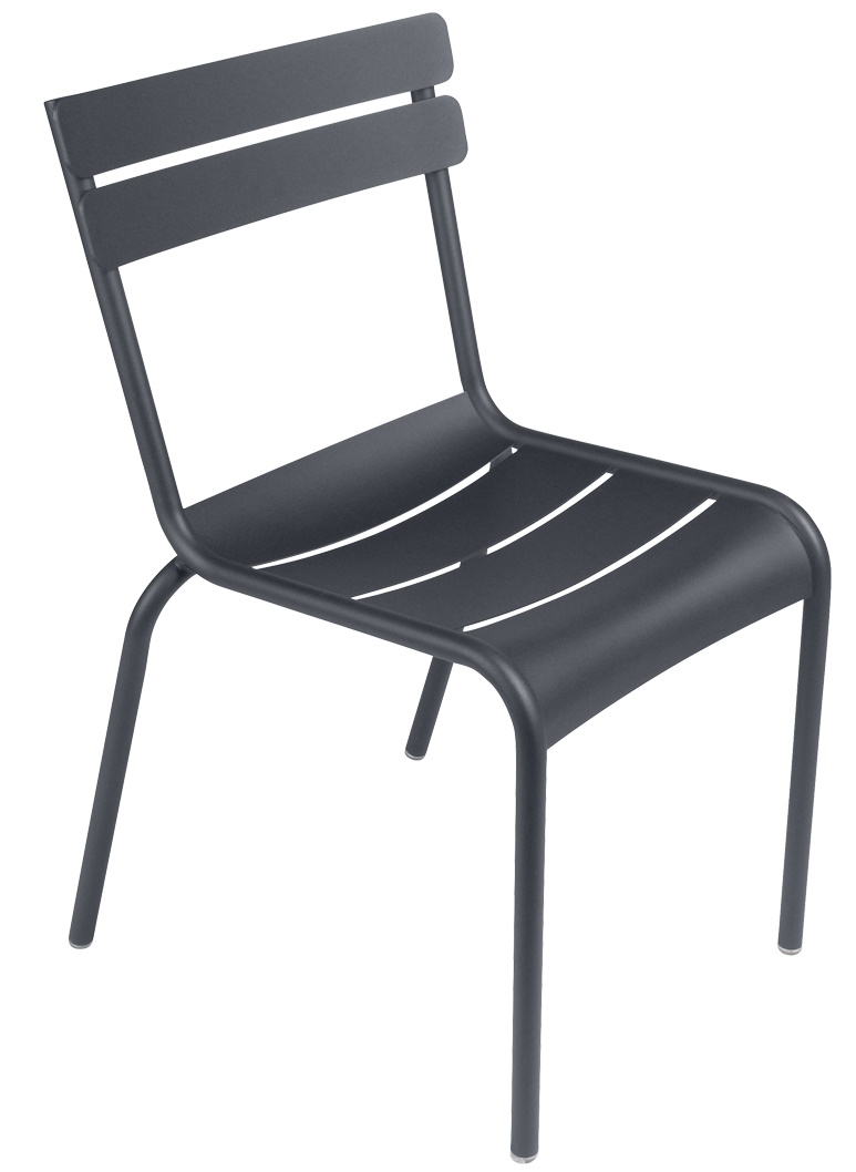 Luxembourg Stuhl von Fermob in Schwarzkirsche: Moderner Outdoor Sessel aus Metall, Gartenmöbel für Terrasse.