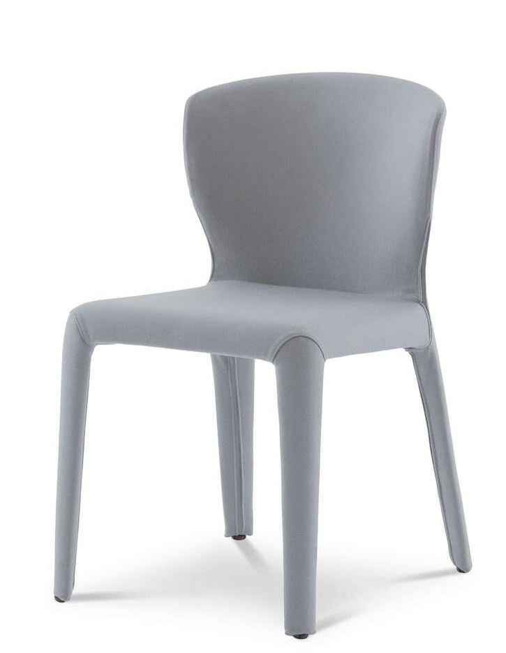 Grauer 369 Hola Stuhl von Cassina: Moderner Designstuhl mit Stoffbezug und minimalistischem Stil für Esszimmer und Wohnbereich.