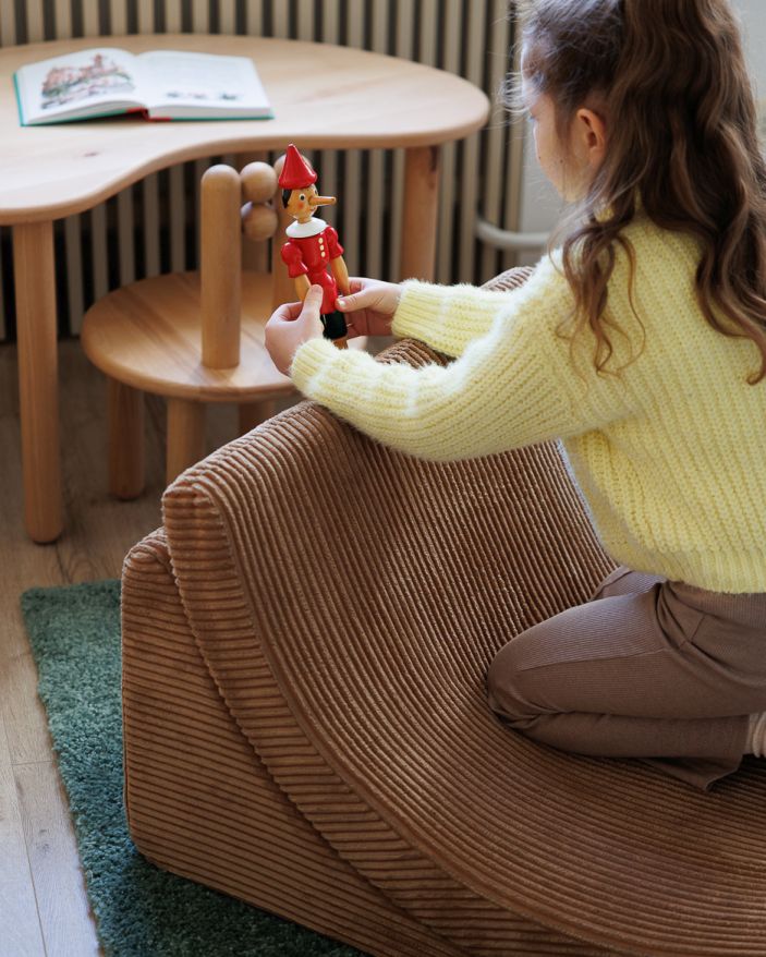 Mond kinderfauteuil van breedcorduroy van Wigiwama