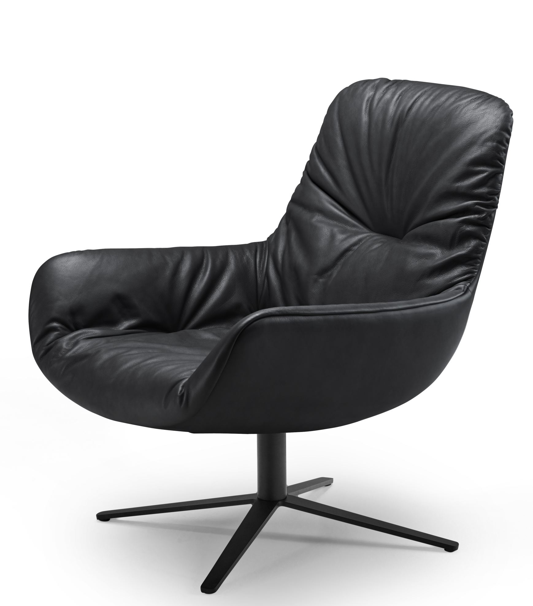 Schwarzer Leya Lounge Chair von Freifrau Manufaktur, Ledersessel mit Drehfuß für modernes Wohnzimmer Design.