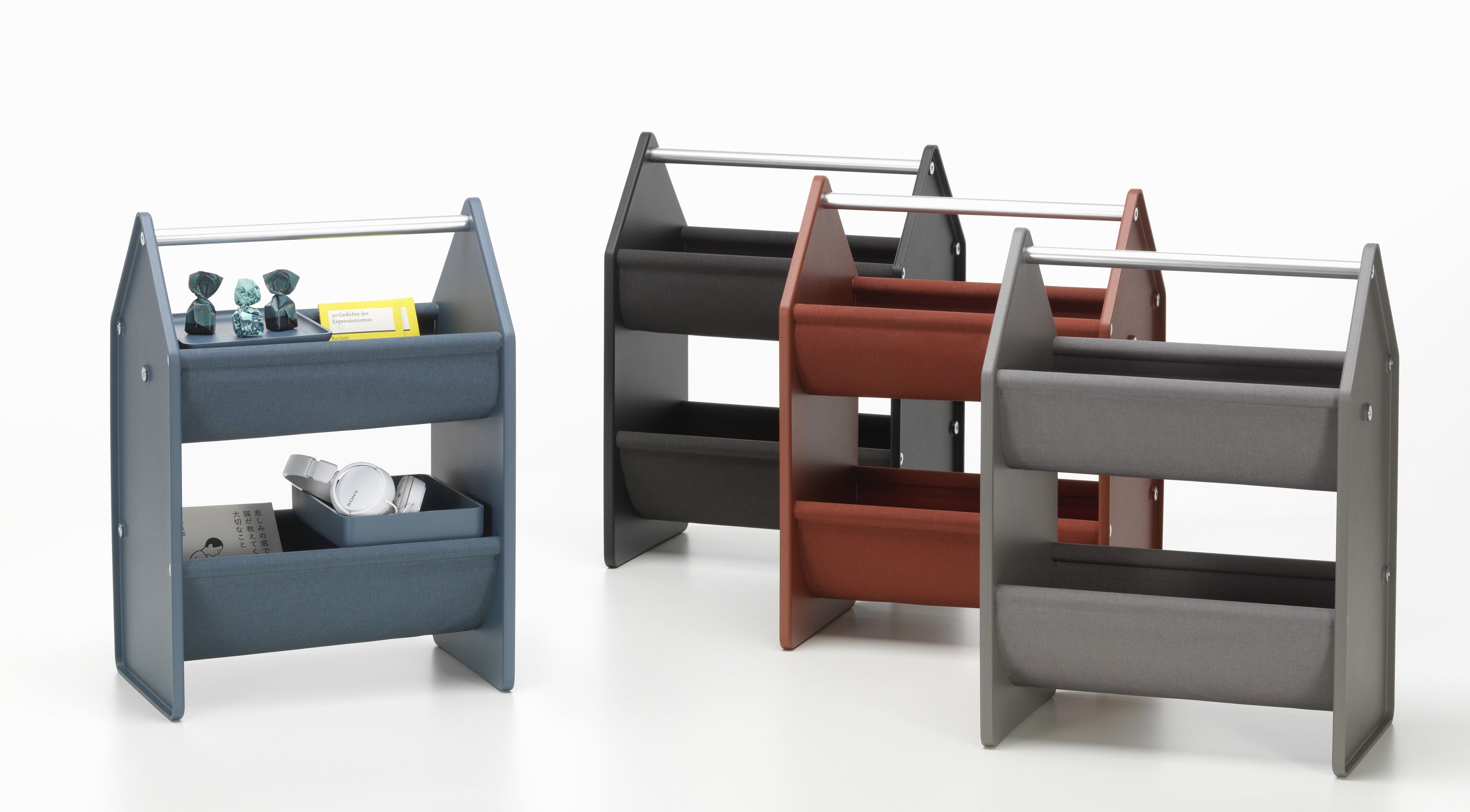 Vitra Drop Box Aufbewahrungsboxen in Blau, Braun und Grau, moderne Regale für Büro und Zuhause.