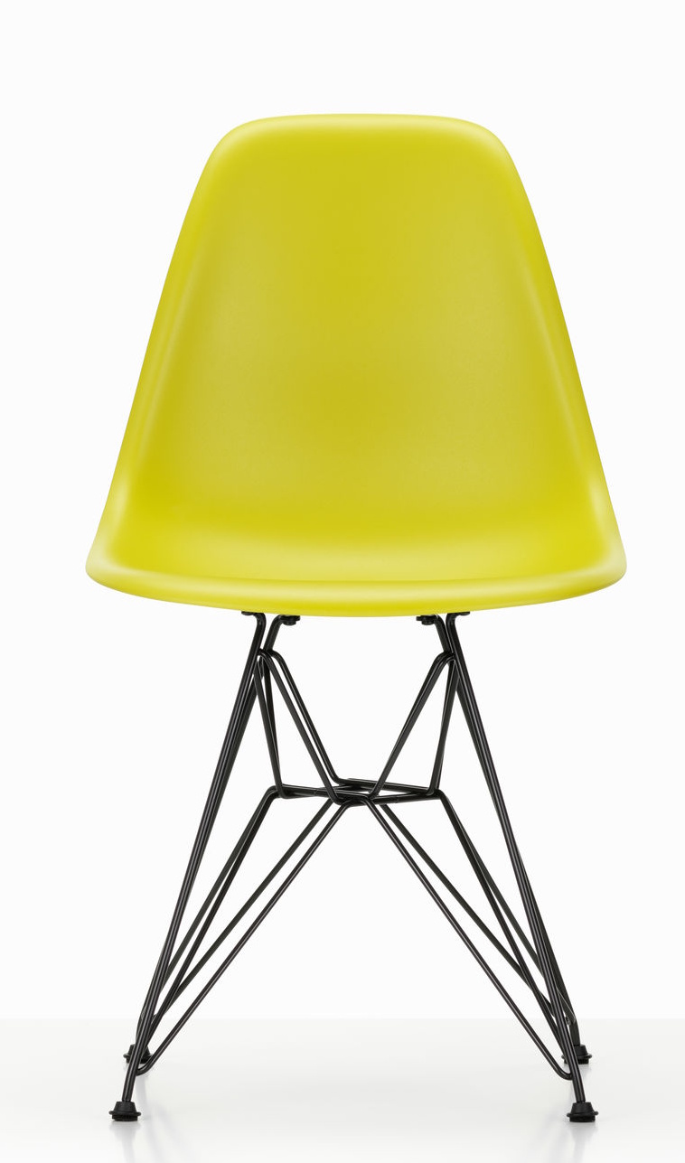 Eames Plastic Side Chair DSR stoel Mosterd / Zwart onderstel Vitra Unicaat