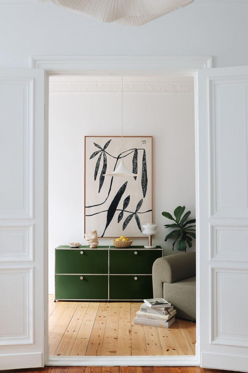 USM Haller dressoir E2 met 4 klapdeuren