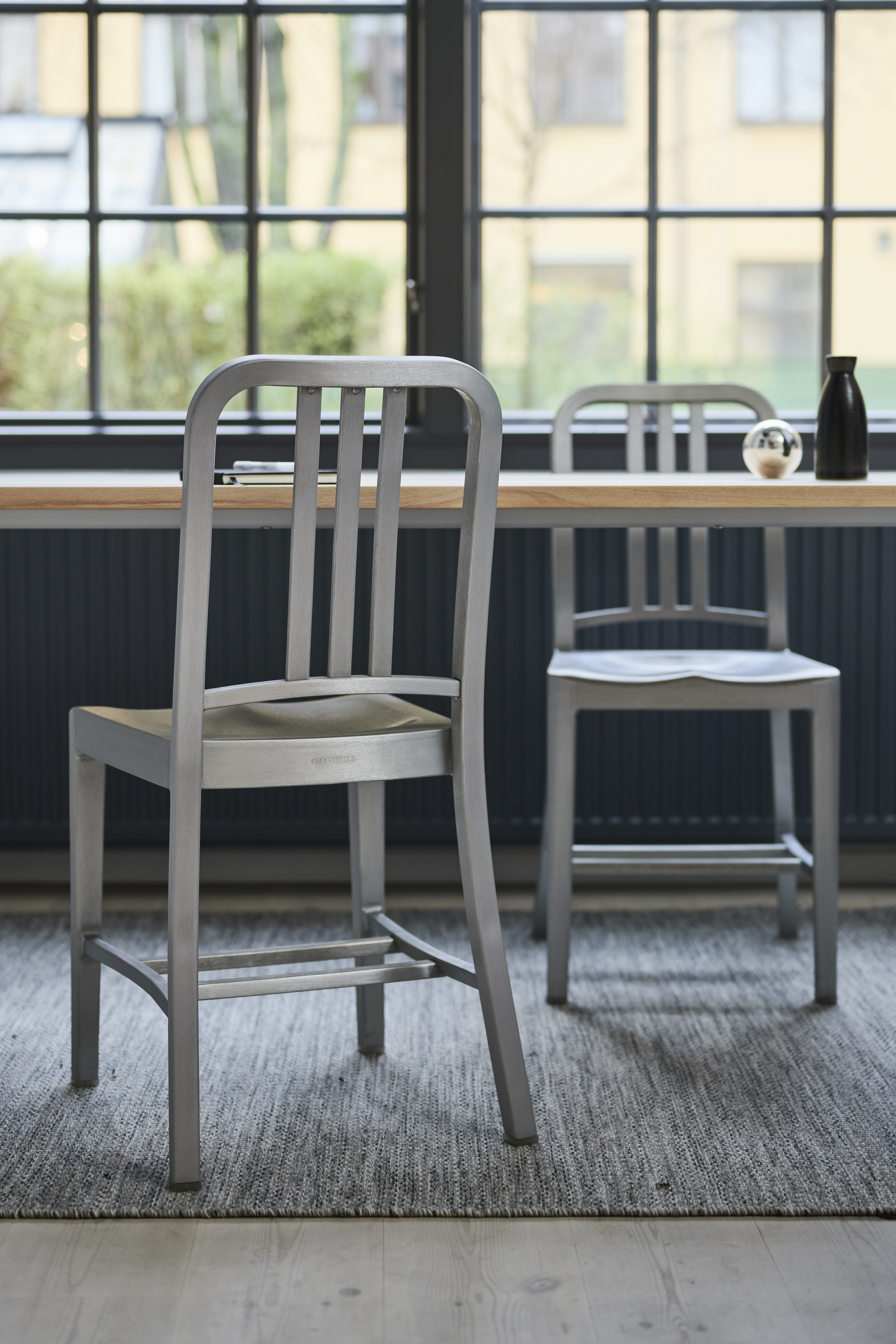 Navy Chair stoel van Emeco