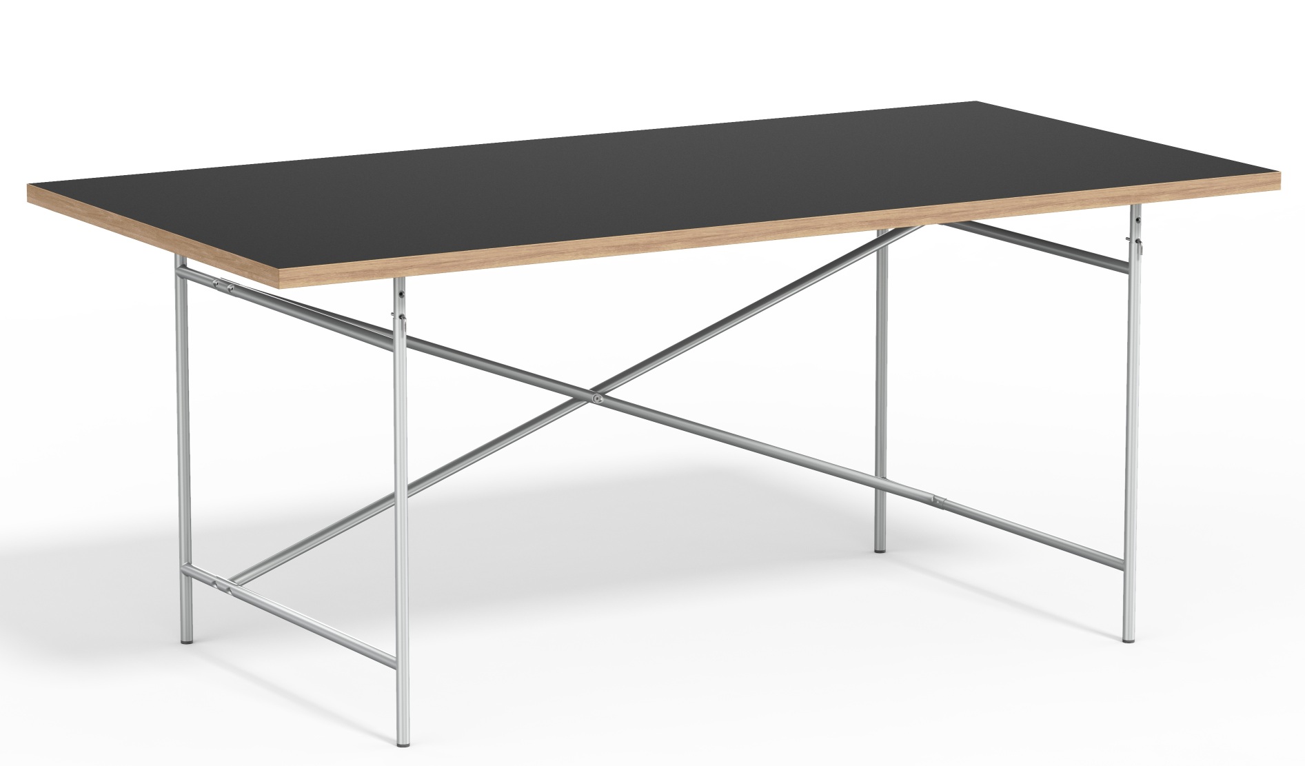 Eiermann Tisch mit schwarzer Tischplatte und verchromtem Stahlgestell, Designklassiker von Richard Lampert.