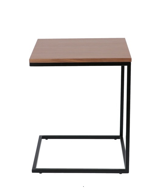 Flat Beistelltisch von Jan Kurtz, offenes Design mit Eiche Natur Tischplatte und schwarzem Metallgestell.