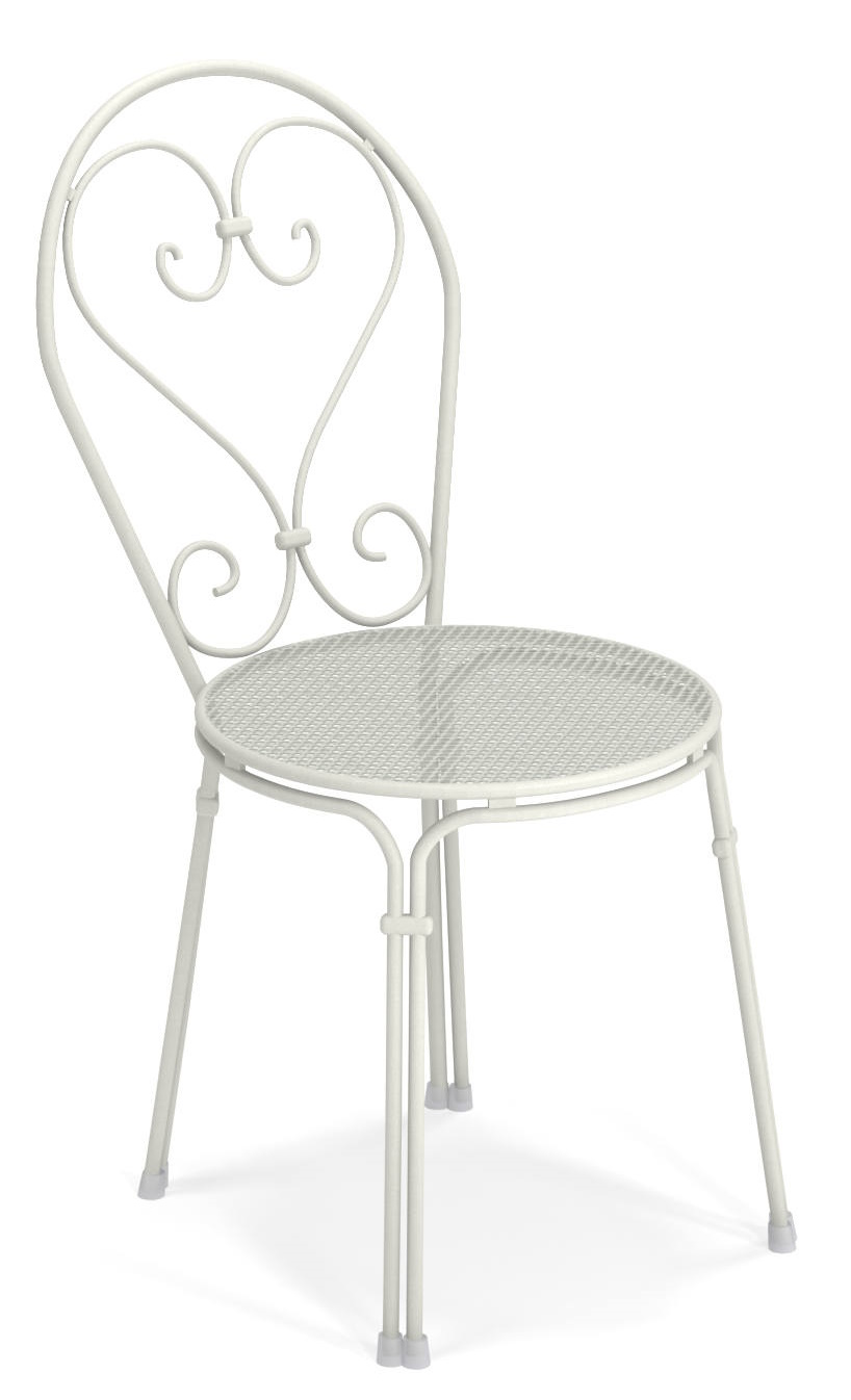 Weißer Pigalle Stuhl von Emu für den Außenbereich, Metallstuhl mit herzförmiger Rückenlehne und rundem Sitz.